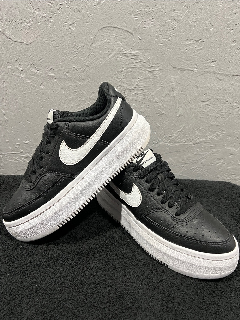 🔥🔥 NIKE Court Vision Alta LTR Leather Platform Sneakers Black White Women Sz 8